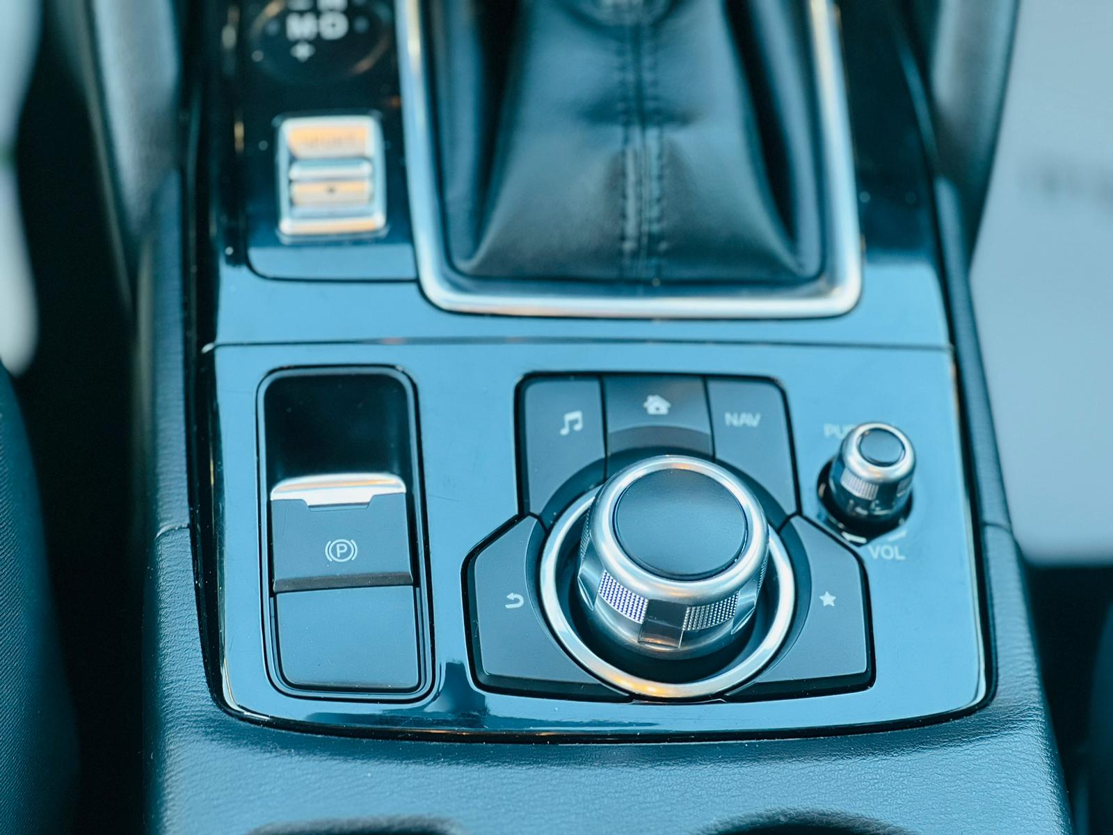 2016 Mazda CX-5 (15)