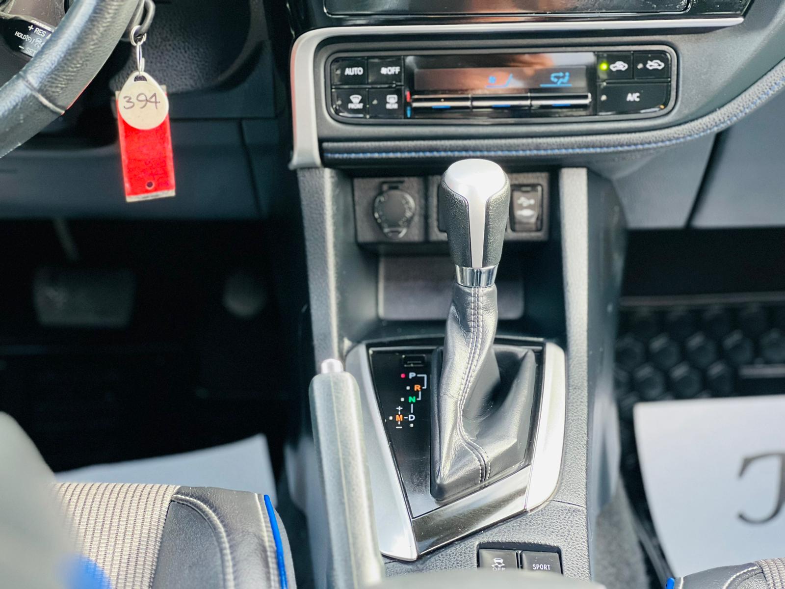 2017 Toyota Corolla (10)