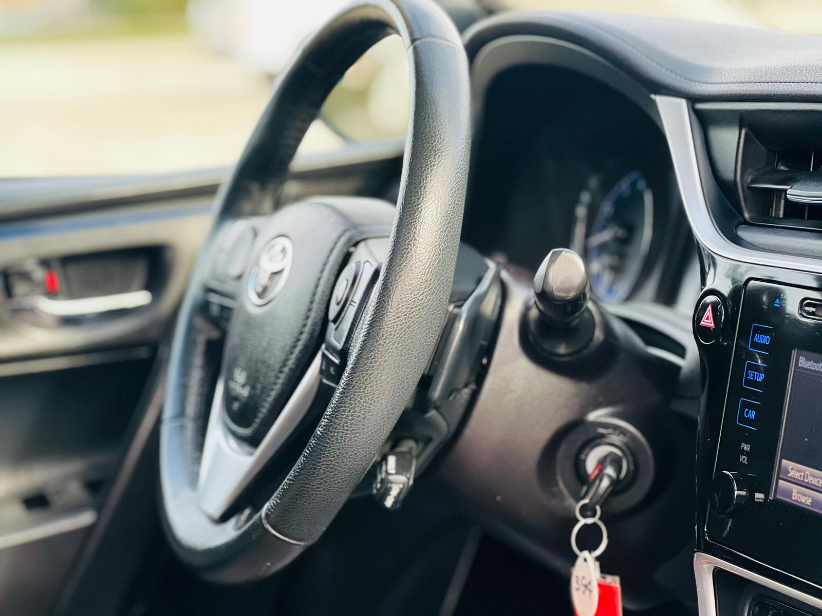 2017 Toyota Corolla (14)