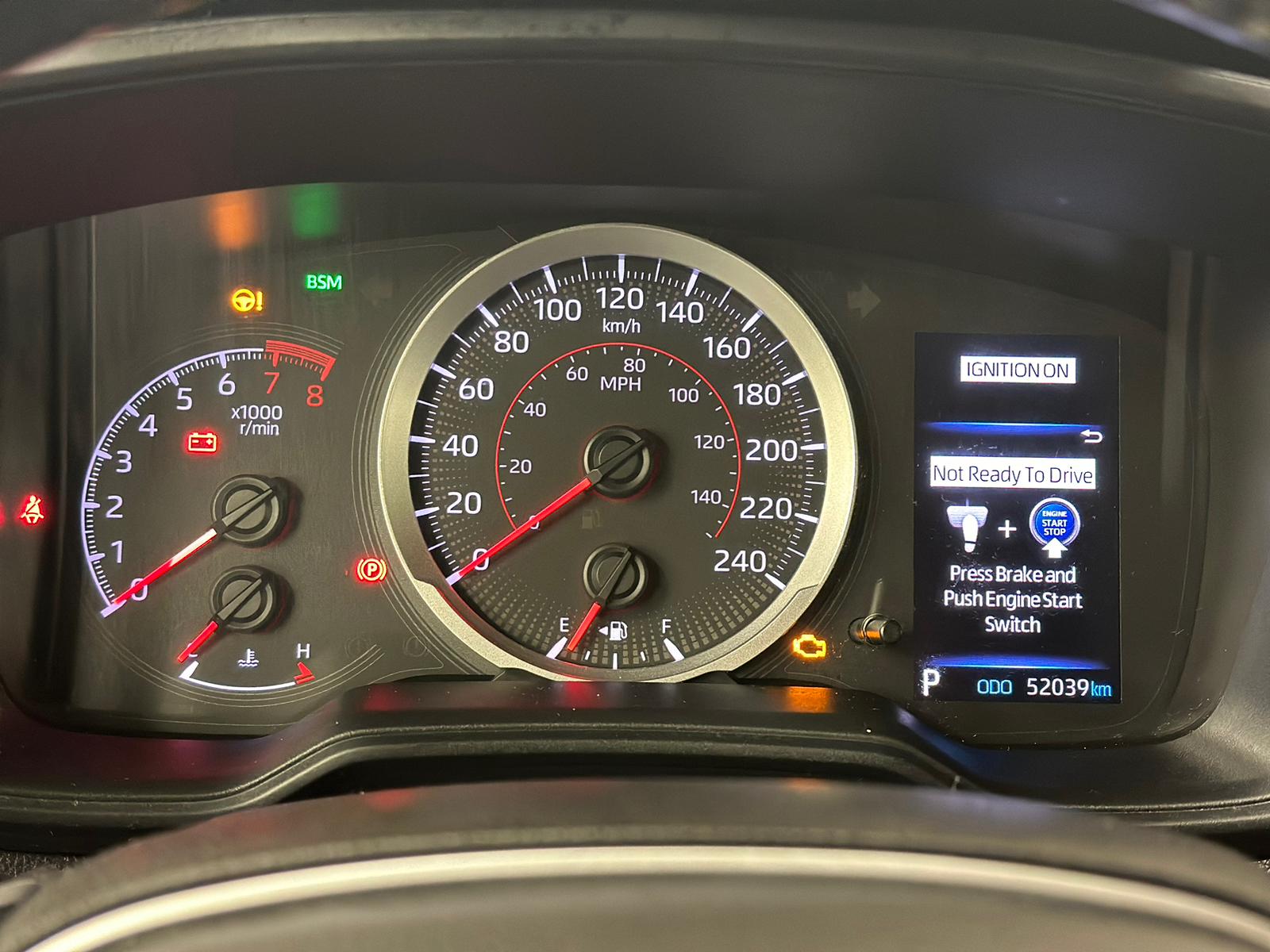 3- 2020 Toyota Corolla SE - BC Local Car (22)