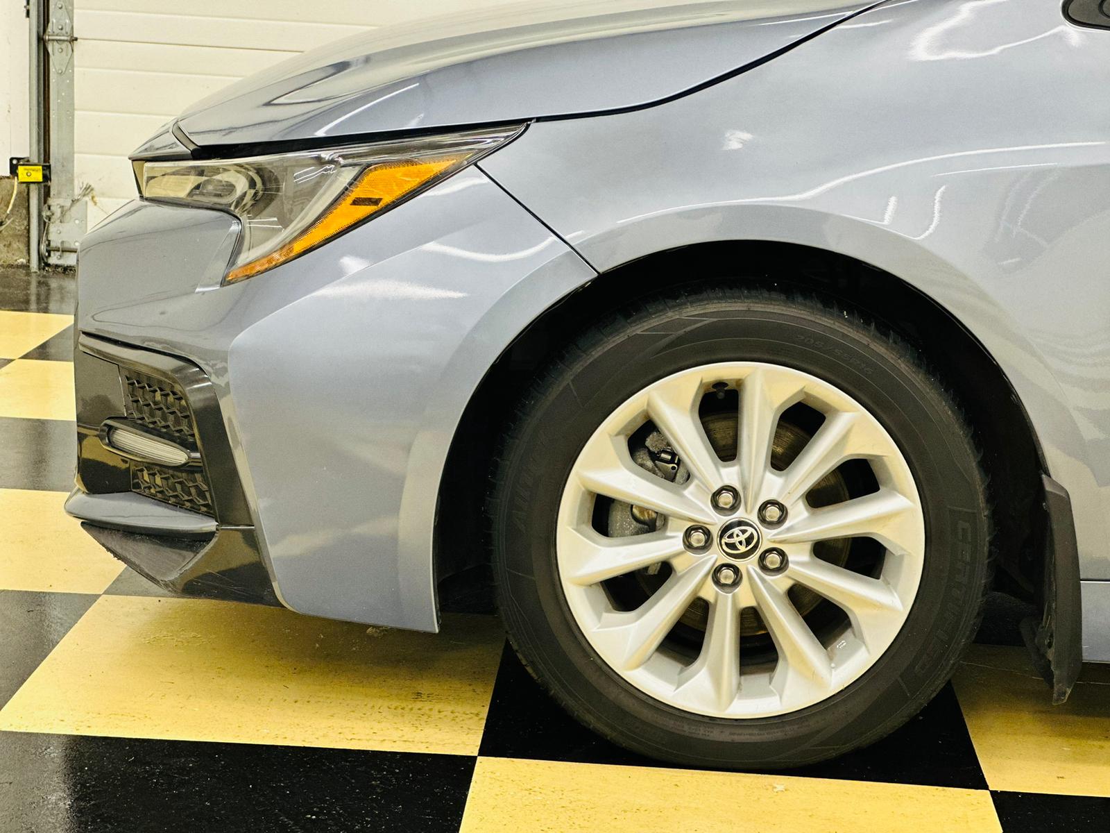 3- 2020 Toyota Corolla SE - BC Local Car (5)